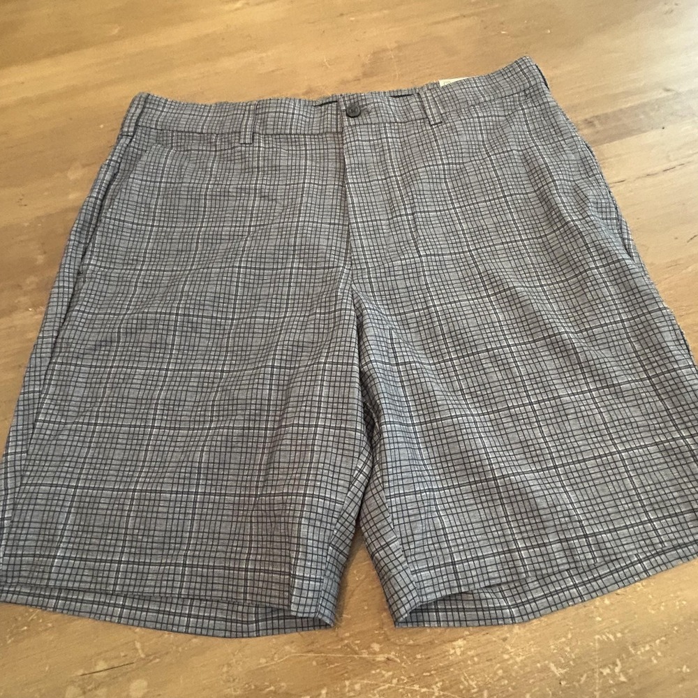 PGA TOUR Shorts Mens 36 Gray Check Golf Active Waistband Stretch Performance